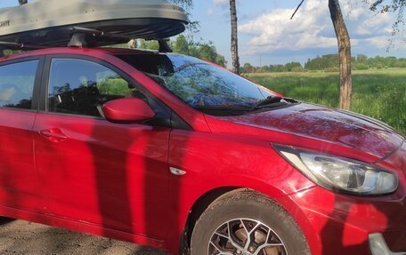 Hyundai Solaris II рестайлинг, 2012 год, 580 000 рублей, 4 фотография