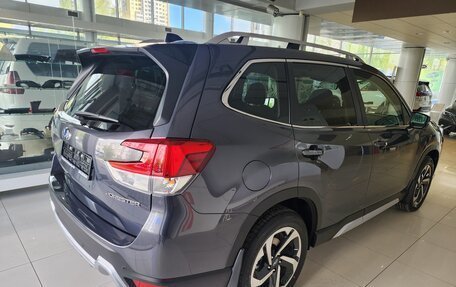 Subaru Forester, 2025 год, 5 000 000 рублей, 2 фотография