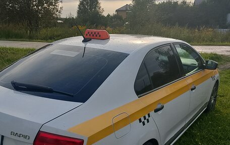 Skoda Rapid I, 2017 год, 650 000 рублей, 8 фотография