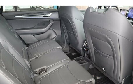 Skoda Kodiaq, 2025 год, 5 600 000 рублей, 13 фотография