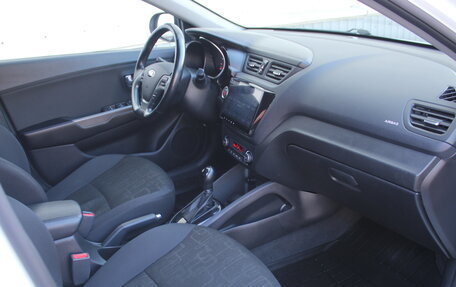 KIA Rio III рестайлинг, 2016 год, 1 090 000 рублей, 9 фотография