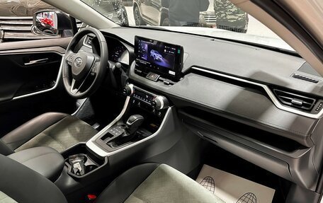 Toyota RAV4, 2025 год, 3 947 000 рублей, 17 фотография