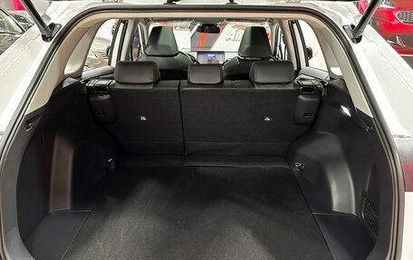 Toyota RAV4, 2025 год, 3 947 000 рублей, 14 фотография
