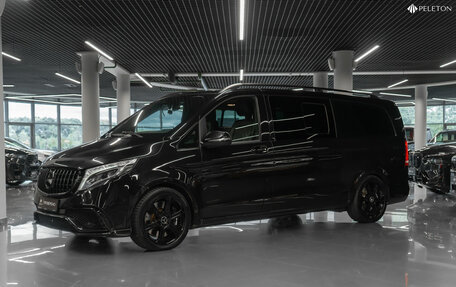 Mercedes-Benz V-Класс, 2019 год, 5 400 000 рублей, 1 фотография