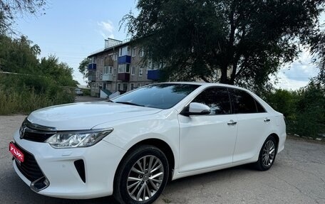 Toyota Camry, 2017 год, 1 820 000 рублей, 1 фотография