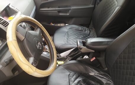 Opel Zafira B, 2006 год, 600 000 рублей, 10 фотография