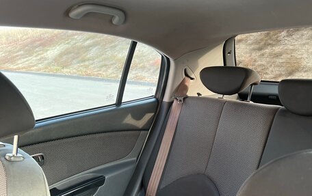 KIA Rio II, 2010 год, 800 000 рублей, 6 фотография