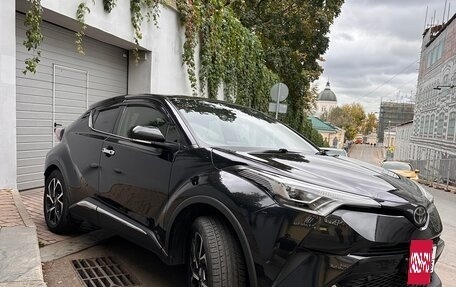 Toyota C-HR I рестайлинг, 2016 год, 1 800 000 рублей, 3 фотография