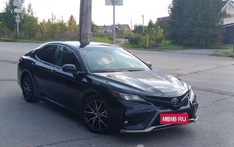 Toyota Camry, 2021 год, 2 399 000 рублей, 4 фотография