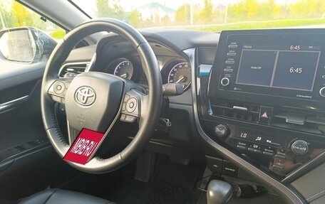 Toyota Camry, 2021 год, 2 399 000 рублей, 19 фотография
