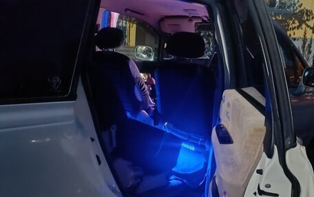 Nissan Presage I, 2001 год, 700 000 рублей, 3 фотография