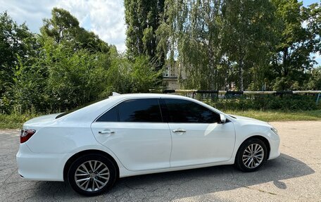Toyota Camry, 2017 год, 1 820 000 рублей, 9 фотография