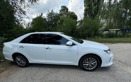 Toyota Camry, 2017 год, 1 820 000 рублей, 14 фотография