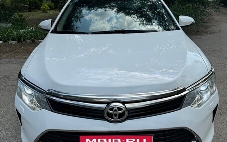 Toyota Camry, 2017 год, 1 820 000 рублей, 12 фотография