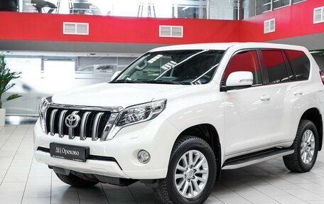 Toyota Land Cruiser Prado 150 рестайлинг 2, 2015 год, 2 999 000 рублей, 5 фотография