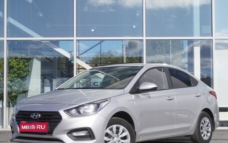 Hyundai Solaris II рестайлинг, 2017 год, 895 000 рублей, 1 фотография