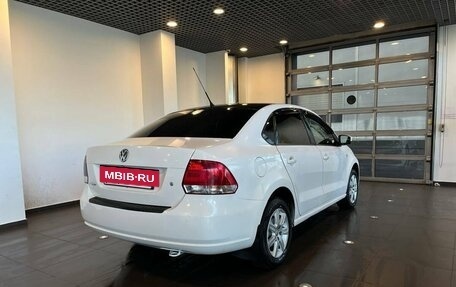 Volkswagen Polo VI (EU Market), 2011 год, 570 000 рублей, 3 фотография