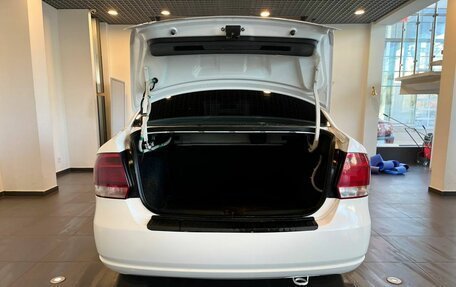 Volkswagen Polo VI (EU Market), 2011 год, 570 000 рублей, 35 фотография