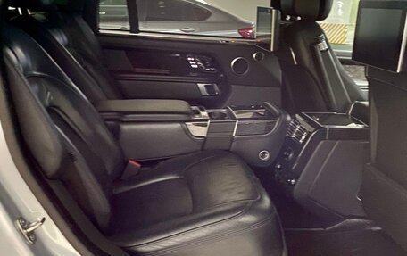 Land Rover Range Rover IV рестайлинг, 2019 год, 8 200 000 рублей, 16 фотография