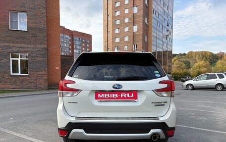 Subaru Forester, 2019 год, 2 690 000 рублей, 6 фотография