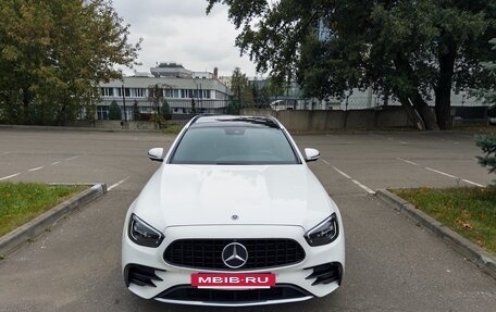 Mercedes-Benz E-Класс, 2020 год, 6 000 000 рублей, 9 фотография