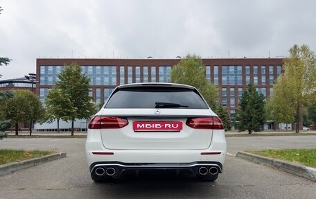 Mercedes-Benz E-Класс, 2020 год, 6 000 000 рублей, 18 фотография