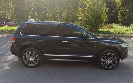 Volkswagen Touareg III, 2005 год, 750 000 рублей, 5 фотография