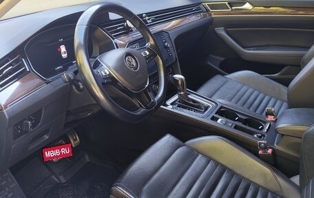 Volkswagen Passat B8 рестайлинг, 2019 год, 2 250 000 рублей, 7 фотография
