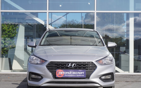 Hyundai Solaris II рестайлинг, 2017 год, 895 000 рублей, 2 фотография