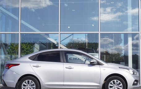 Hyundai Solaris II рестайлинг, 2017 год, 895 000 рублей, 4 фотография