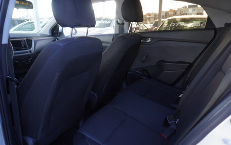 Hyundai Solaris II рестайлинг, 2017 год, 895 000 рублей, 20 фотография
