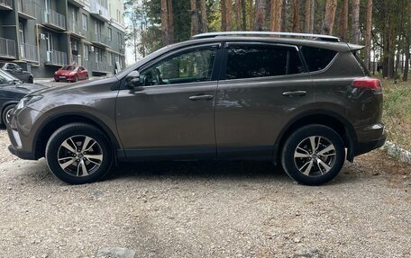 Toyota RAV4, 2016 год, 1 870 000 рублей, 4 фотография
