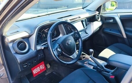 Toyota RAV4, 2016 год, 1 870 000 рублей, 8 фотография