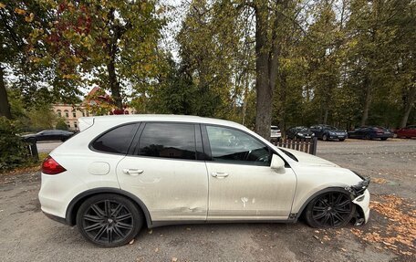Porsche Cayenne III, 2011 год, 1 599 000 рублей, 7 фотография