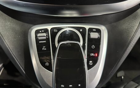 Mercedes-Benz V-Класс, 2018 год, 7 500 000 рублей, 9 фотография