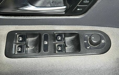 Volkswagen Amarok I рестайлинг, 2013 год, 1 390 000 рублей, 15 фотография