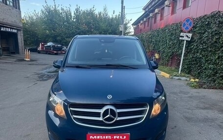 Mercedes-Benz V-Класс, 2019 год, 3 800 000 рублей, 1 фотография