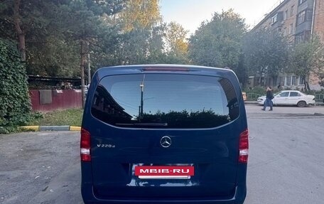Mercedes-Benz V-Класс, 2019 год, 3 800 000 рублей, 2 фотография