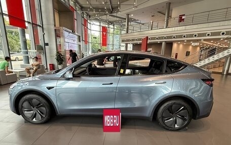 Tesla Model Y I, 2025 год, 4 900 000 рублей, 5 фотография