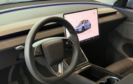Tesla Model Y I, 2025 год, 4 900 000 рублей, 21 фотография