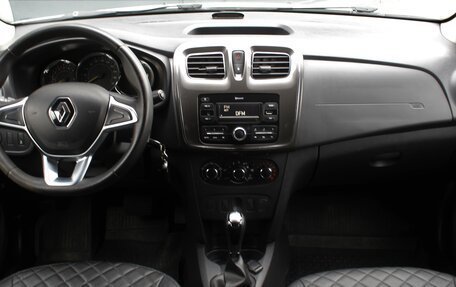 Renault Logan II, 2019 год, 990 000 рублей, 12 фотография