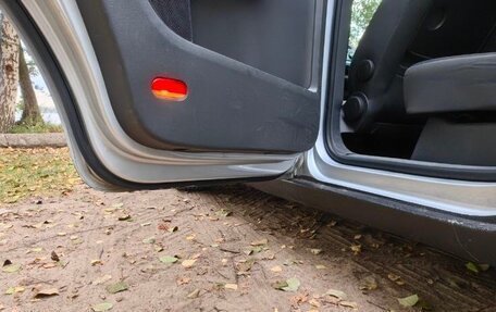 Volkswagen Touran III, 2003 год, 600 000 рублей, 14 фотография