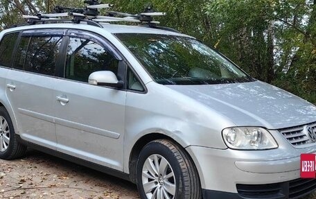 Volkswagen Touran III, 2003 год, 600 000 рублей, 11 фотография