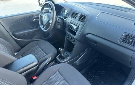 Volkswagen Polo VI (EU Market), 2018 год, 1 319 000 рублей, 13 фотография