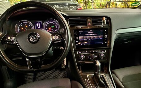Volkswagen Golf VII, 2018 год, 1 450 000 рублей, 6 фотография