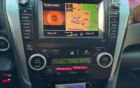 Toyota Camry, 2012 год, 2 200 000 рублей, 18 фотография