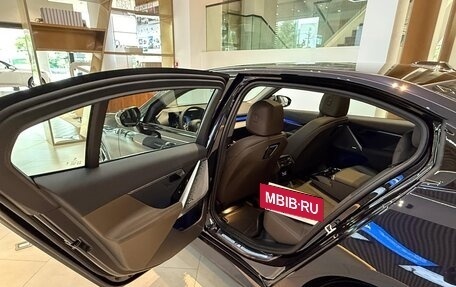 BMW 5 серия, 2025 год, 7 518 000 рублей, 15 фотография