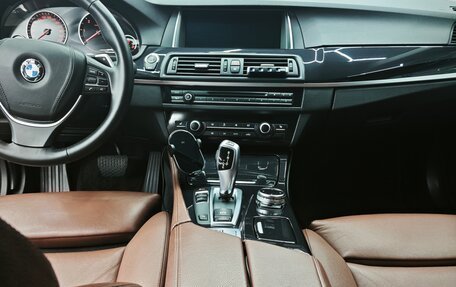 BMW 5 серия, 2014 год, 2 350 000 рублей, 9 фотография