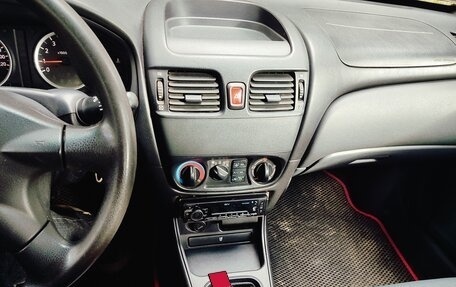Nissan Almera, 2005 год, 500 000 рублей, 4 фотография