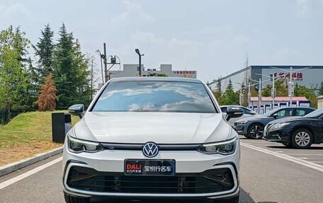 Volkswagen Golf VIII, 2022 год, 2 020 000 рублей, 2 фотография